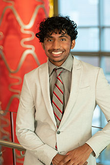 headshot of Dylan Ratnayake