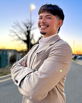 headshot of Marlon Cruz