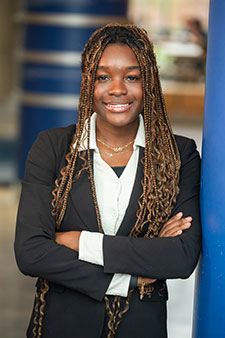 headshot of Tamunobelema Olungwe