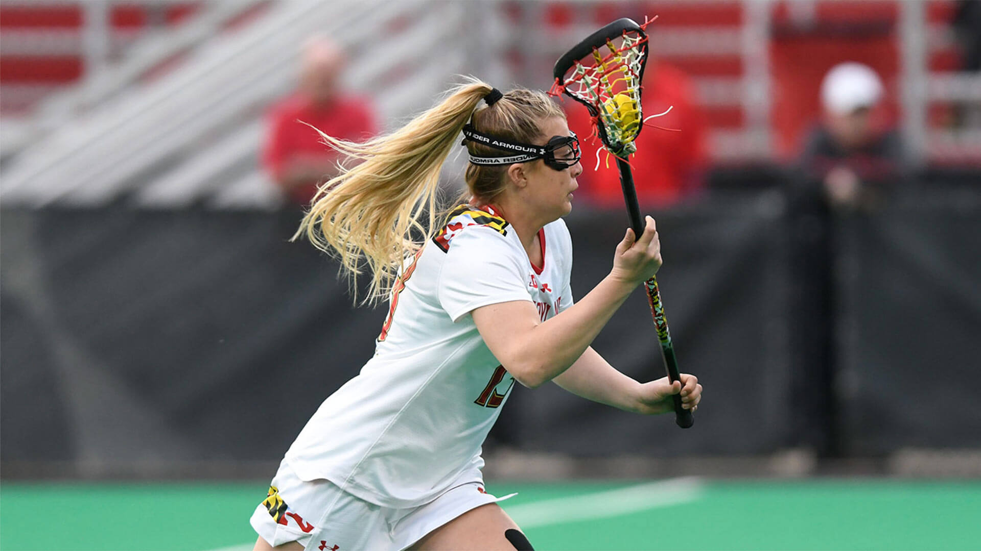 Lacrosse player Nikki Sliwak ’20 in action